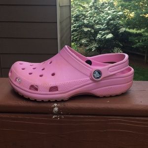 Pink crocs
